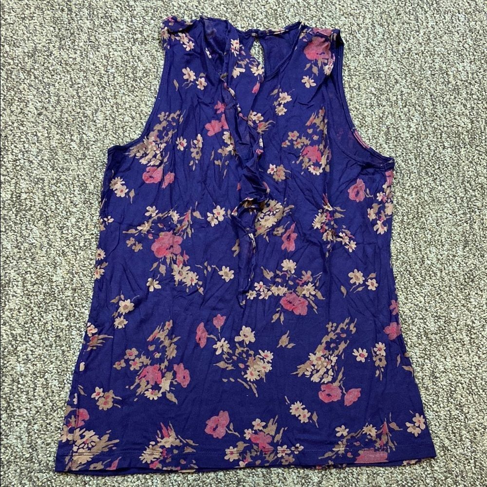 Chaps Est 1978 Ruffled Purple Sleeveless Blouse with Floral Design Size M